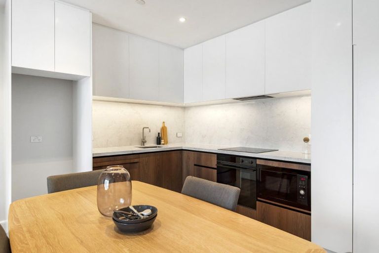 Photo of property in 2/219 Lake Road, Belmont, Auckland, 0622