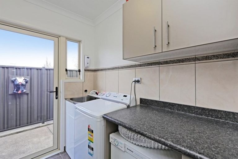 Photo of property in 5 Chenin Place, Greenmeadows, Napier, 4112