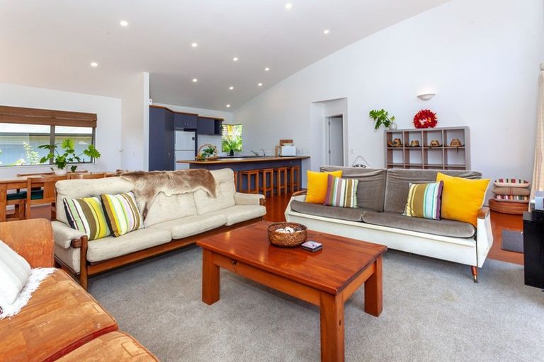 Photo of property in 7 Cathedral Court, Hahei, Whitianga, 3591