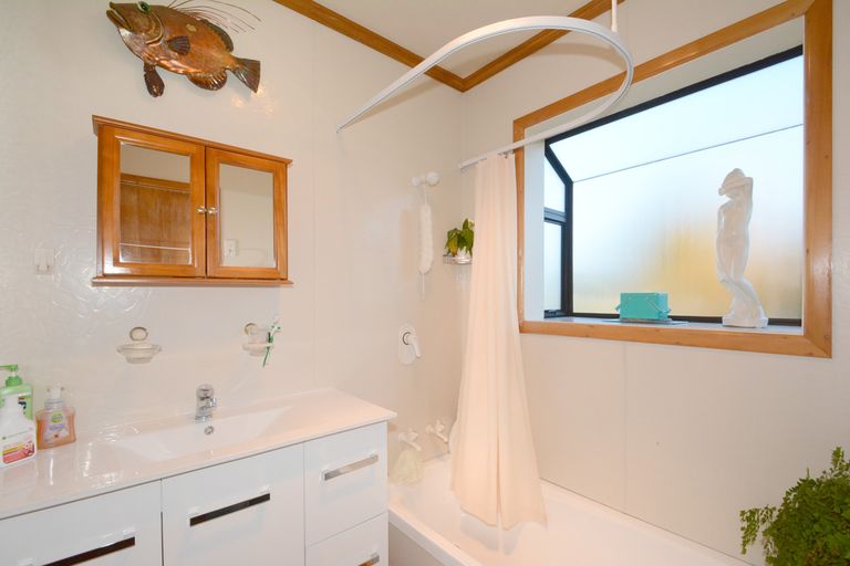 Photo of property in 21 Ventnor Street, Mornington, Dunedin, 9011