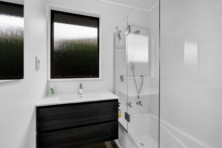 Photo of property in 11b Wicklow Place, Bell Block, New Plymouth, 4312