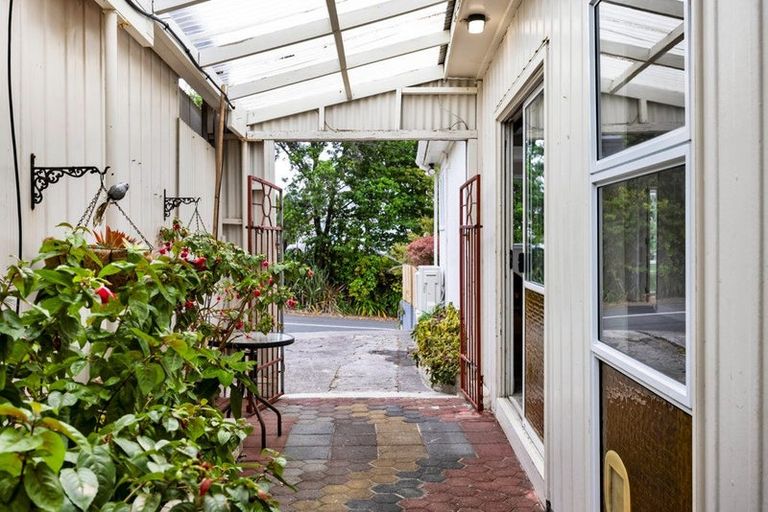 Photo of property in 64 Ngamotu Road, Spotswood, New Plymouth, 4310