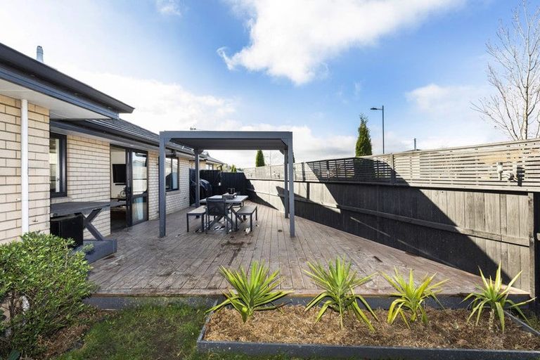 Photo of property in 2 Lucca Crescent, Rolleston, 7615