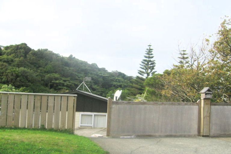 Photo of property in 190 Dowse Drive, Maungaraki, Lower Hutt, 5010