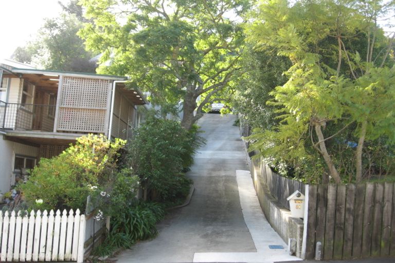 Photo of property in 81 Milton Road, Bluff Hill, Napier, 4110
