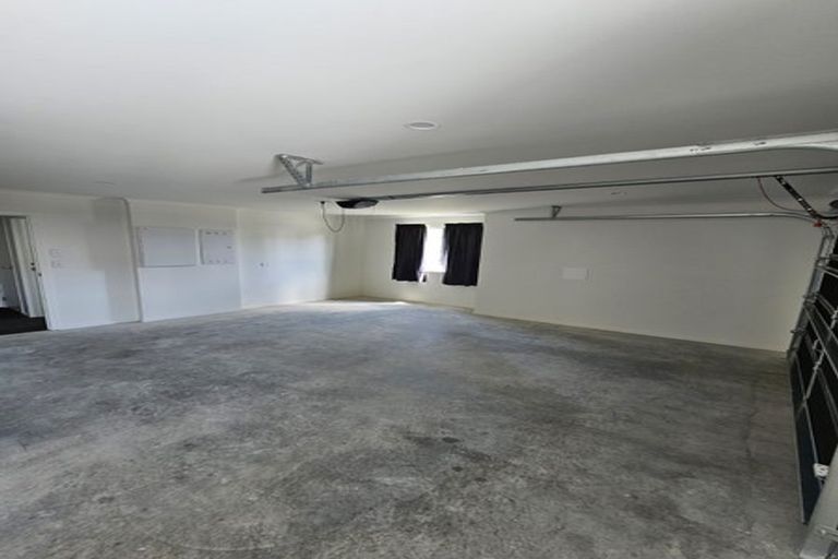 Photo of property in 1 Gadsby Place, Hamilton East, Hamilton, 3216