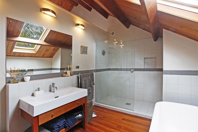 Photo of property in 1085 Leigh Road, Matakana, Warkworth, 0985