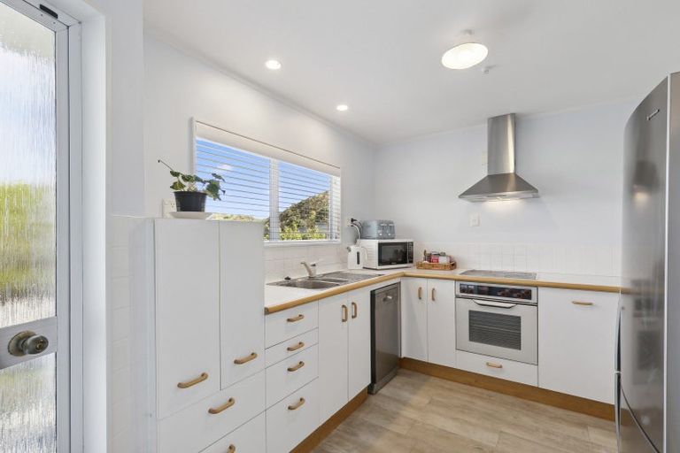 Photo of property in 94 Montgomery Avenue, Karori, Wellington, 6012