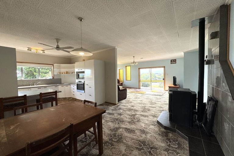 Photo of property in 12 Dartmouth Street, Kaitangata, 9210