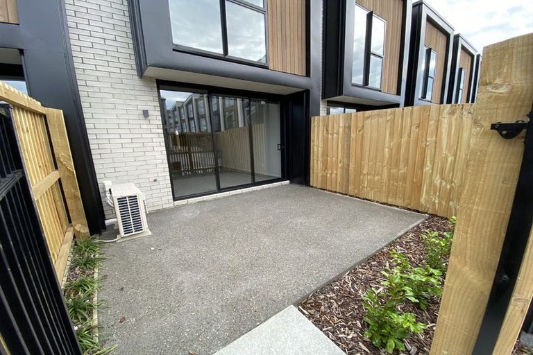 Photo of property in 5/323 Lincoln Road, Addington, Christchurch, 8024