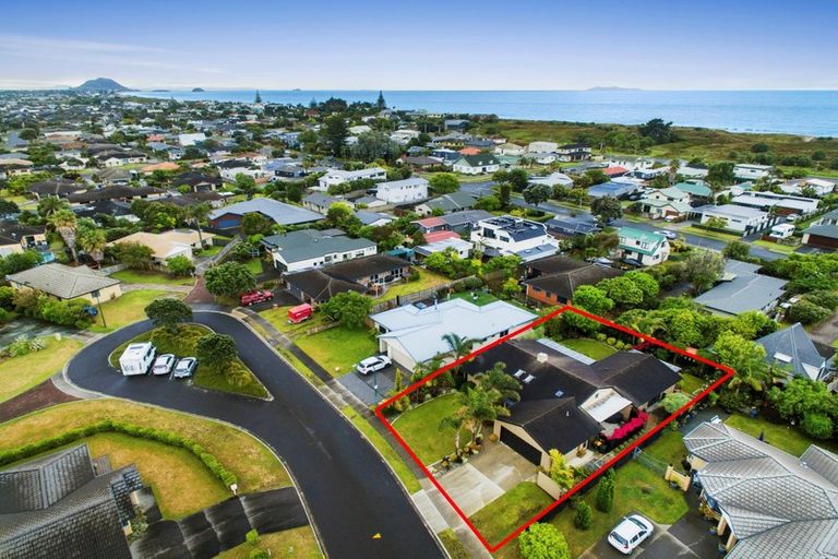 Photo of property in 26 Maesbury Close, Papamoa Beach, Papamoa, 3118