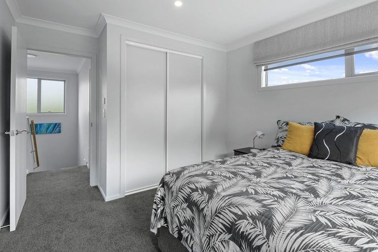 Photo of property in 4 Aubrey Lane, Cracroft, Christchurch, 8022