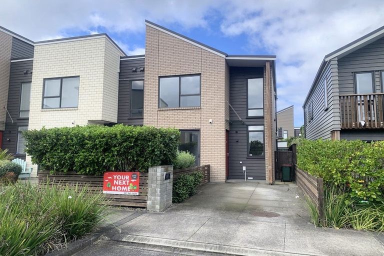 Photo of property in 27 Saltmarsh Road, Hobsonville, Auckland, 0616