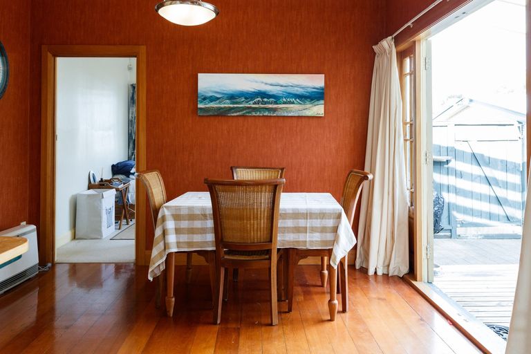 Photo of property in 51 Dahlia Street, Palmerston North, 4410