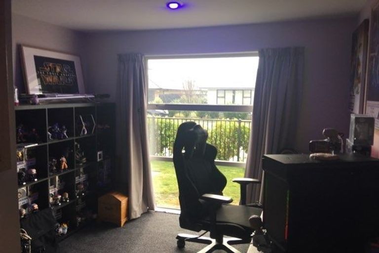 Photo of property in 4 Robalan Close, Halswell, Christchurch, 8025