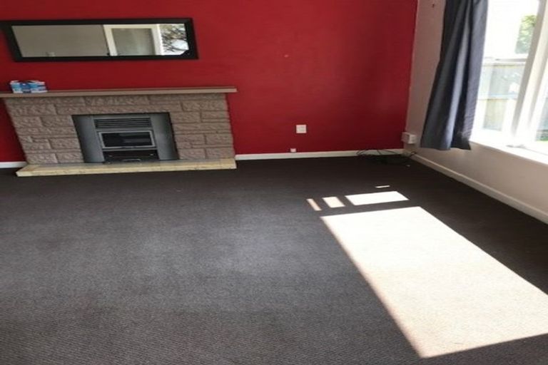 Photo of property in 82 Sturges Road, Henderson, Auckland, 0612