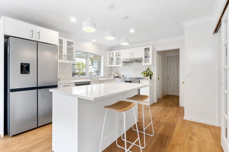 Photo of property in 40 Santa Ana Drive, Dannemora, Auckland, 2016