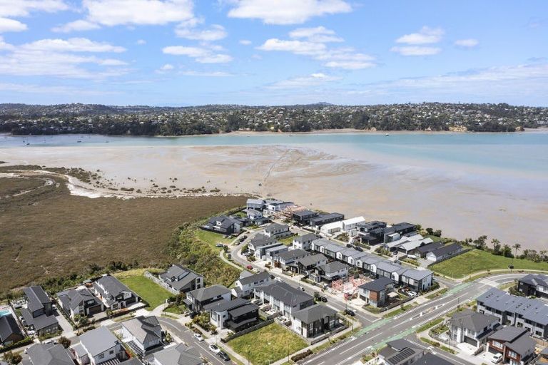 Photo of property in 4b Treloar Crescent, Hobsonville, Auckland, 0616