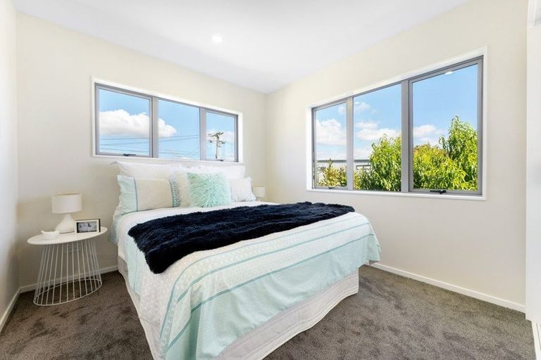 Photo of property in 5c Braeburn Place, Takanini, 2112