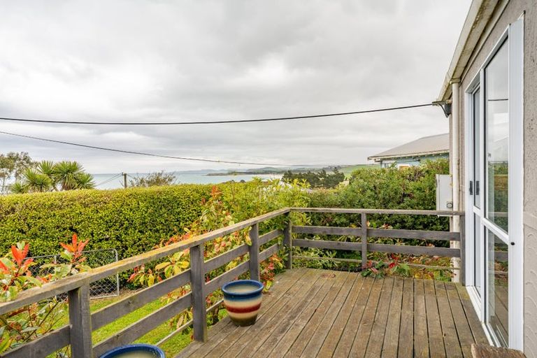 Photo of property in 42 Stirling Street, Kakanui, Oamaru, 9495