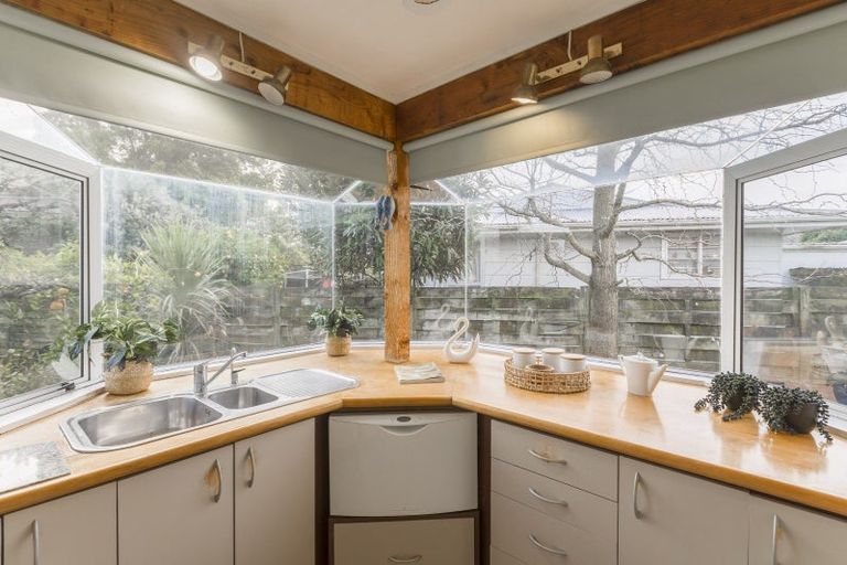 Photo of property in 5 Larch Grove, Paraparaumu, 5032