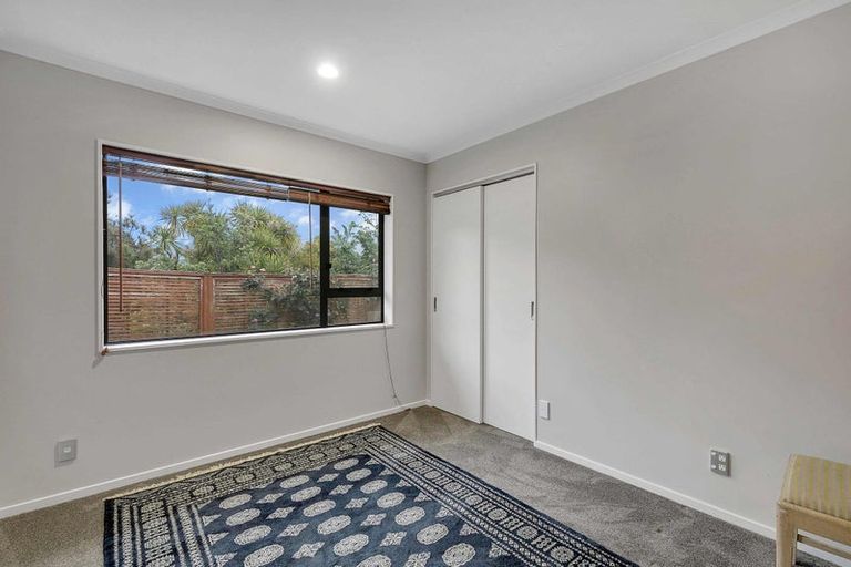 Photo of property in 37 Apple Terrace, Ranui, Porirua, 5024