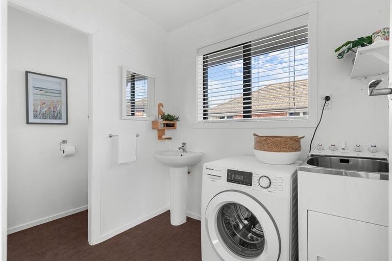 Photo of property in 39 Bevington Street, Avonhead, Christchurch, 8042