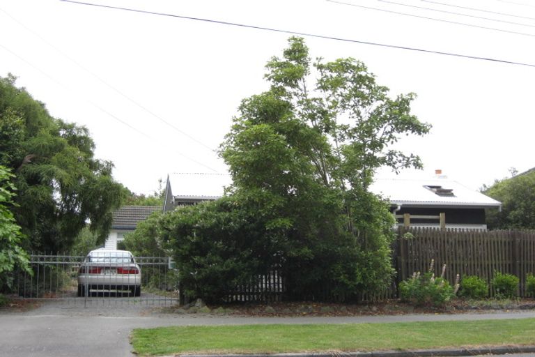 Photo of property in 922 Avonside Drive, Avondale, Christchurch, 8061