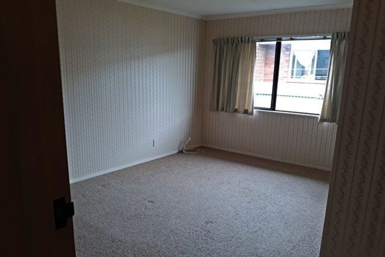 Photo of property in 2 Edgecombe Court, Roslyn, Palmerston North, 4414