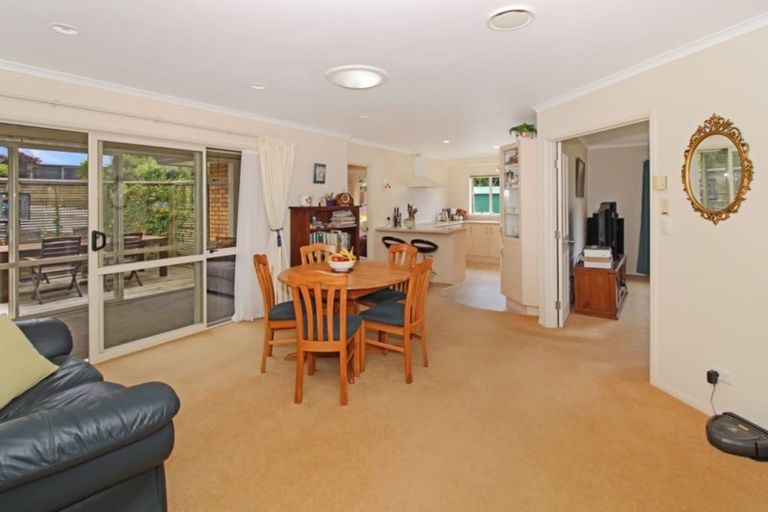 Photo of property in 16 Thames Street, Welbourn, New Plymouth, 4310
