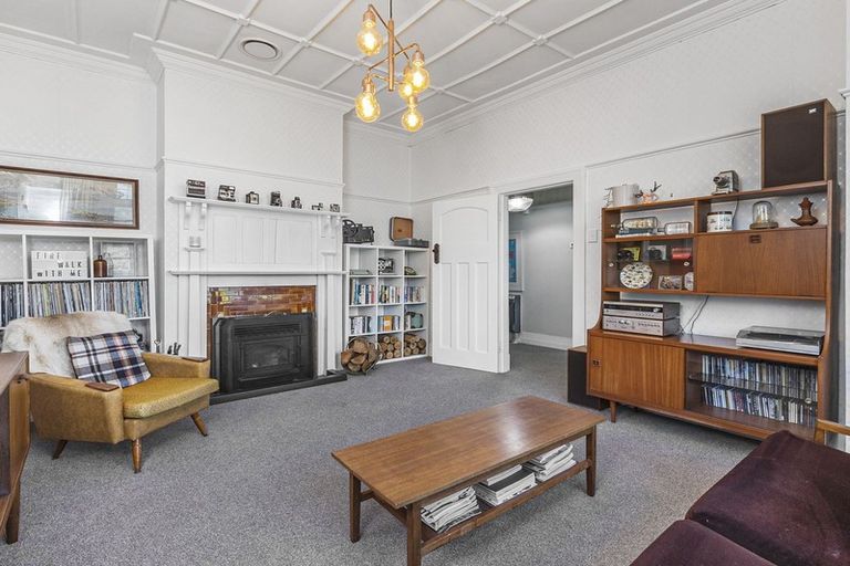 Photo of property in 331 Ravensbourne Road, Maia, Dunedin, 9022