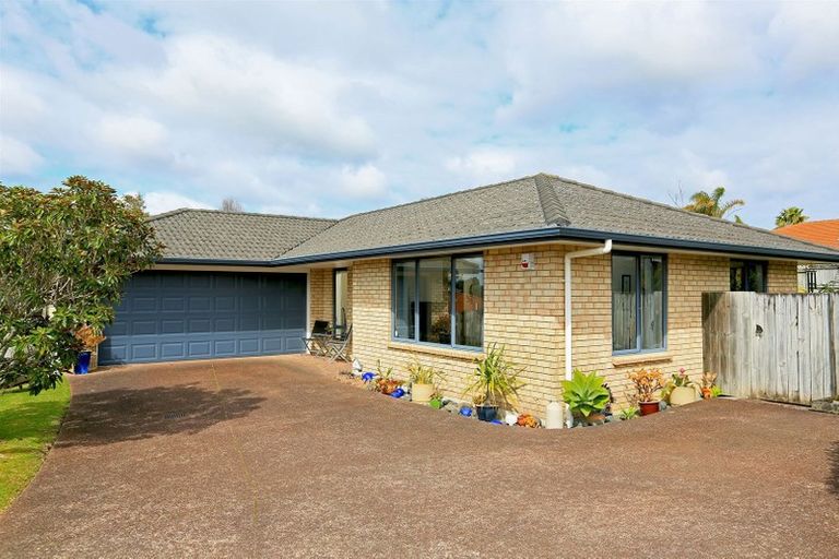 Photo of property in 30 Basra Drive, Henderson, Auckland, 0612