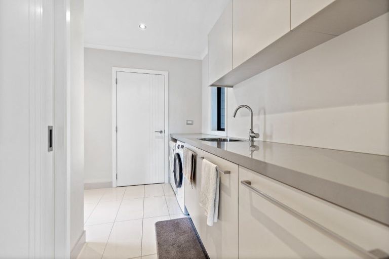 Photo of property in 1 Brinsworth Avenue, West Melton, 7618