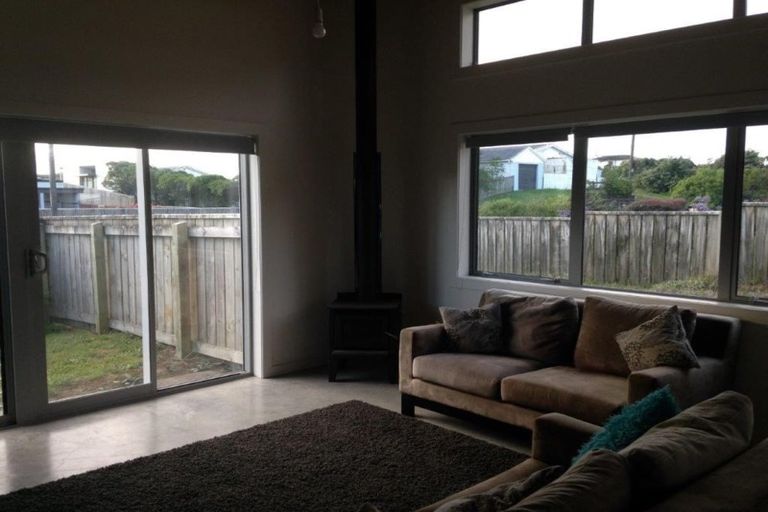 Photo of property in 60 Rua Avenue, Waitarere Beach, Levin, 5510