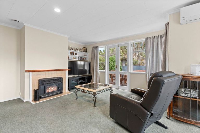 Photo of property in 32 Wakelin Street, Carterton, 5713