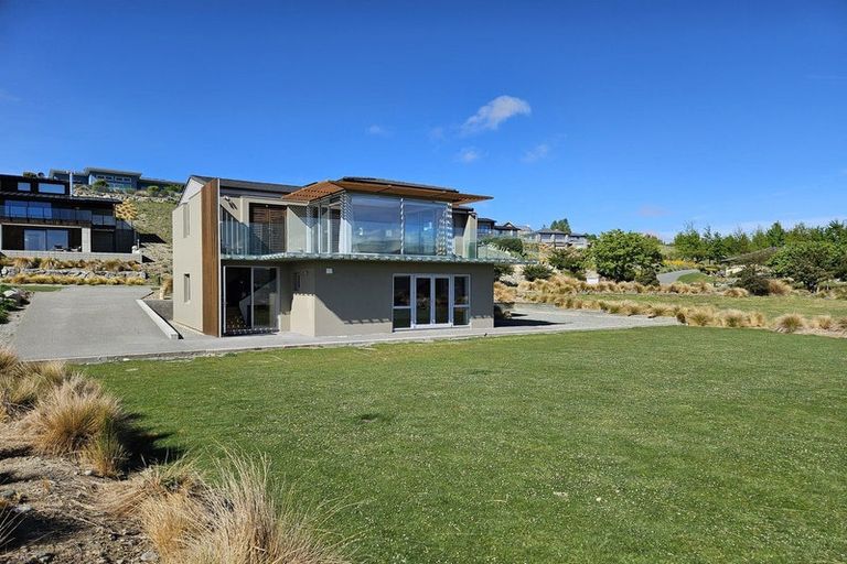 Photo of property in 6 Pollock Place, Lake Tekapo, 7999