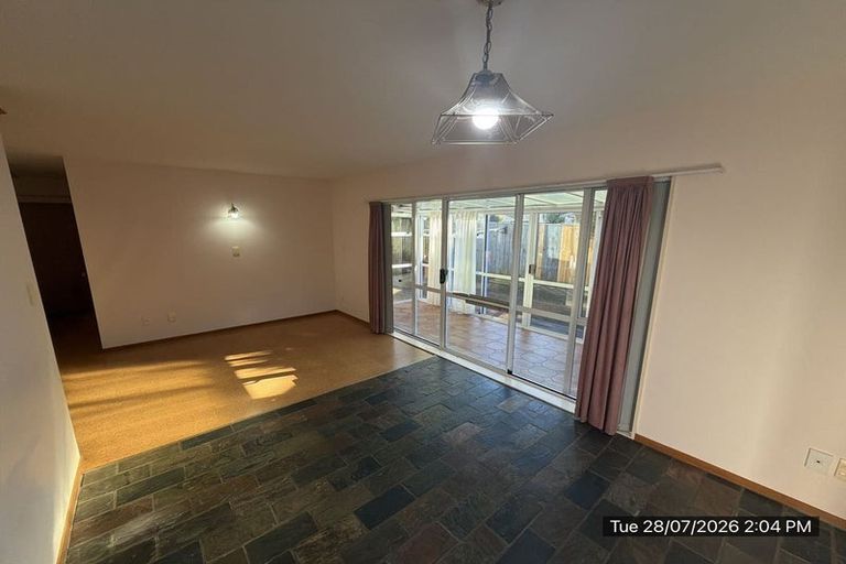 Photo of property in 75 Totara Crescent, Woburn, Lower Hutt, 5011