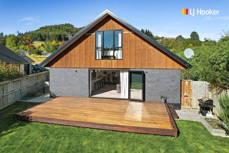 Photo of property in 299 Gladstone Road North, Mosgiel, 9092