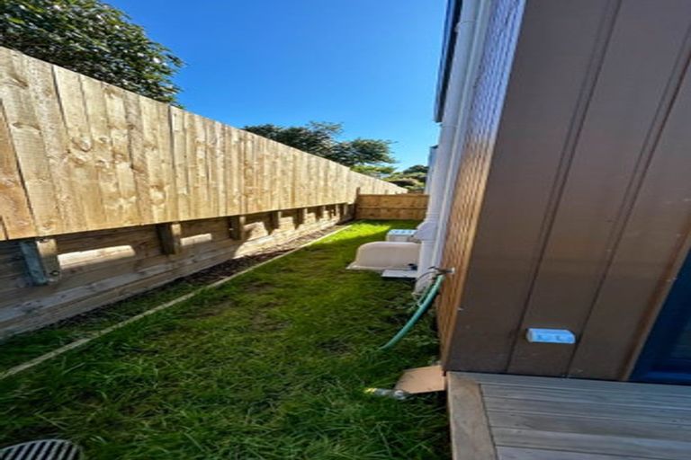 Photo of property in 12/196 Royal Road, Massey, Auckland, 0614