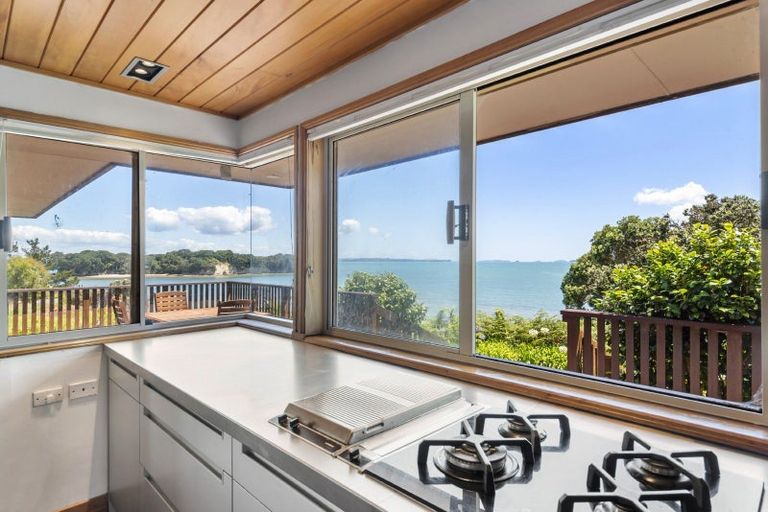 Photo of property in 37 Hawke Crescent, Beachlands, Auckland, 2018