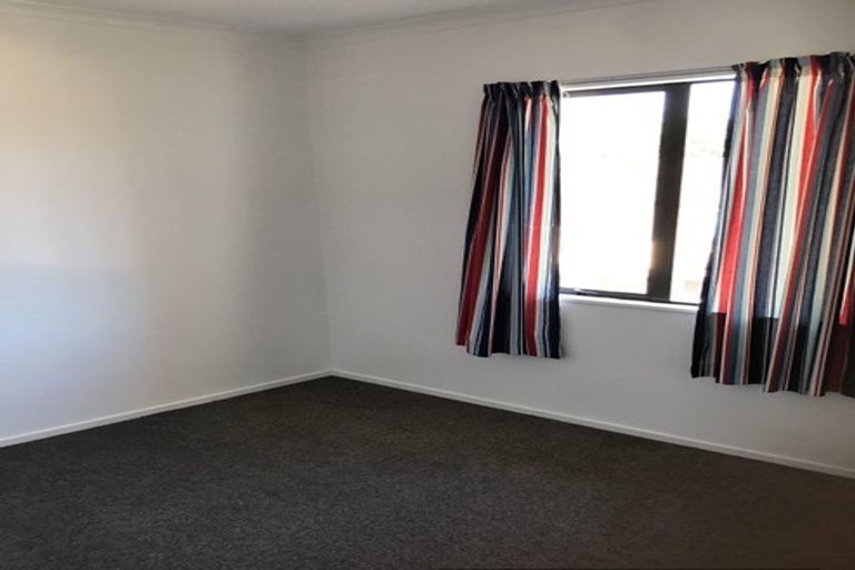 Photo of property in 11/2 Arawa Street, New Lynn, Auckland, 0600