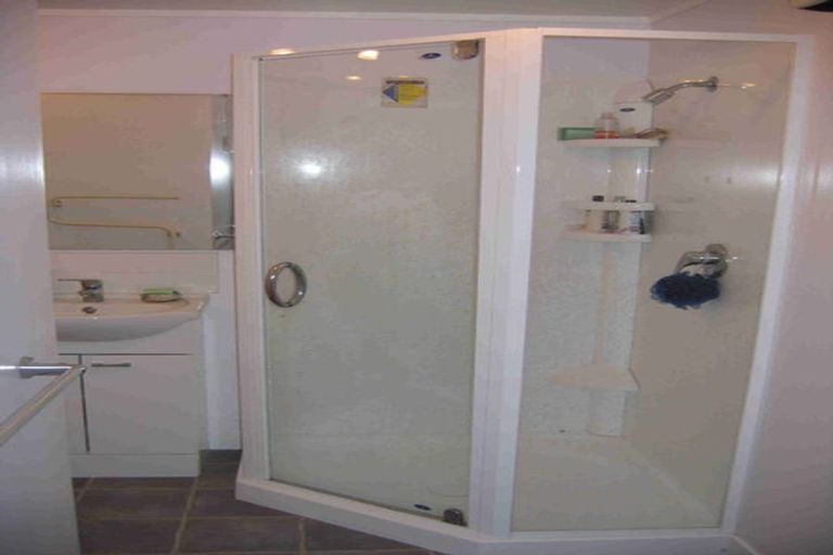 Photo of property in 12 Cheshire Street, Wilton, Wellington, 6012