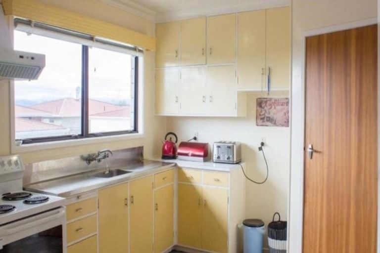 Photo of property in 6 Ridge Street, Otumoetai, Tauranga, 3110