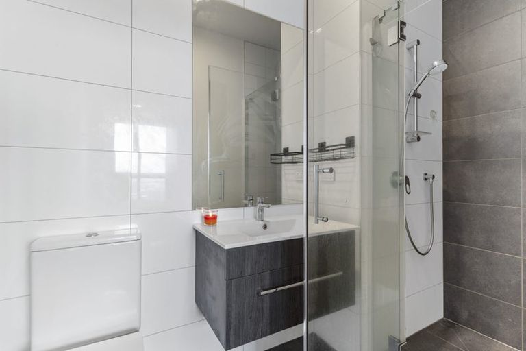 Photo of property in 1401/8 Lakewood Court, Manukau, Auckland, 2104