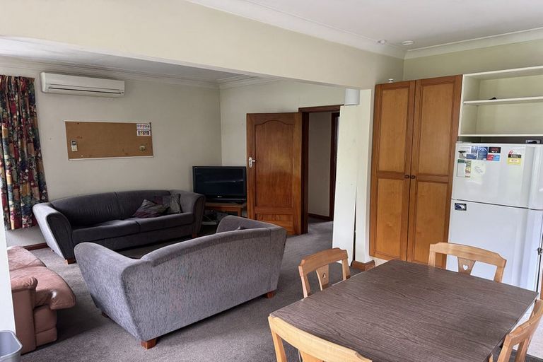 Photo of property in 20 Royal Terrace, Dunedin Central, Dunedin, 9016