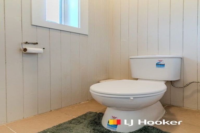 Photo of property in 1 Glenross Street, Glenross, Dunedin, 9011