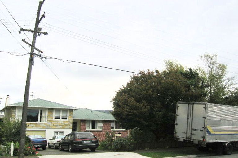 Photo of property in 9 Charles Street, Clouston Park, Upper Hutt, 5018