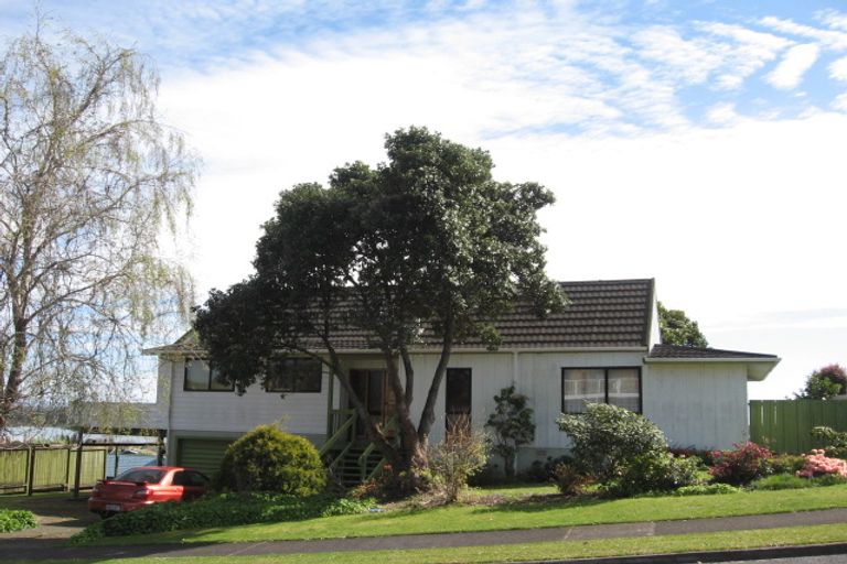 Photo of property in 26 Corinna Street, Welcome Bay, Tauranga, 3112