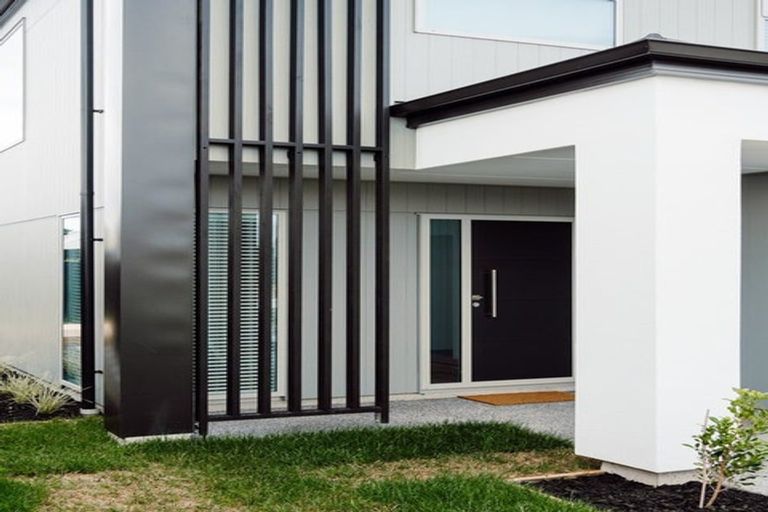 Photo of property in 10 Aarts Place, One Tree Point, 0118