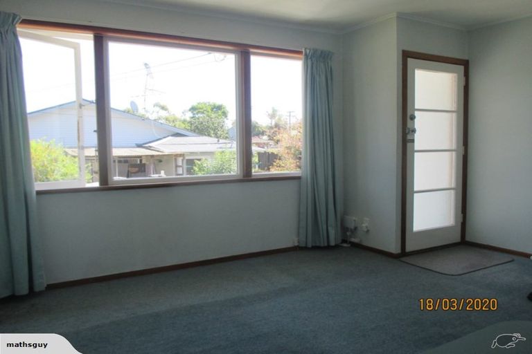 Photo of property in 1/3a Huapai Street, Onehunga, Auckland, 1061